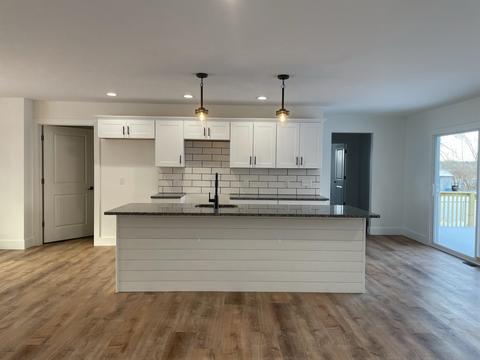 1131 S Elms, Flint, MI 48532 photo 5