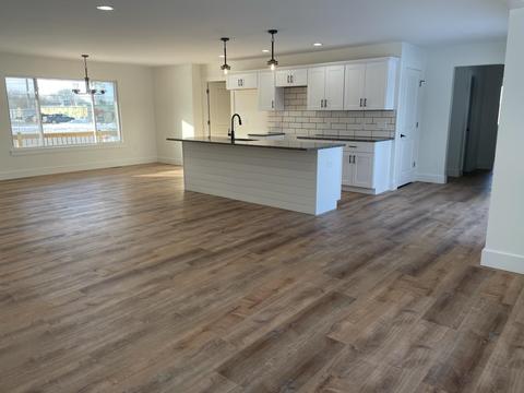1131 S Elms, Flint, MI 48532 photo 3