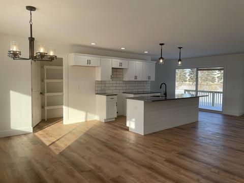 1131 S Elms, Flint, MI 48532 photo 2