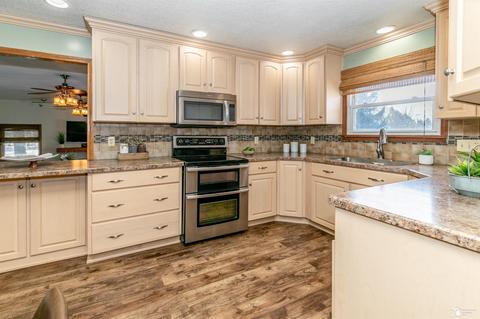 3370 Bluebush, Monroe, MI 48162 photo 12