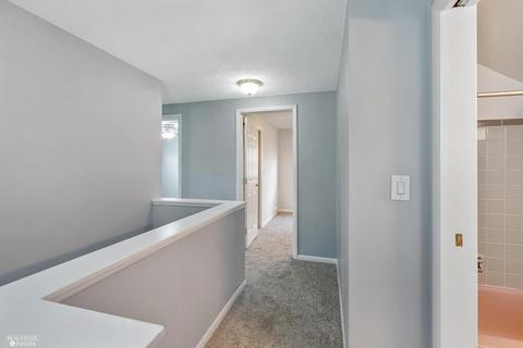 1576 Brys, Grosse Pointe Woods, MI 48236 photo 18