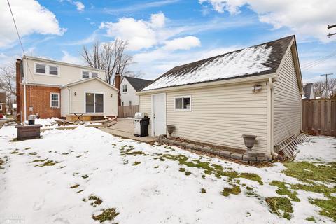 1576 Brys, Grosse Pointe Woods, MI 48236 photo 29