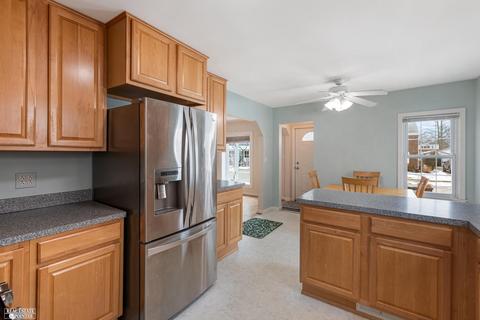 1576 Brys, Grosse Pointe Woods, MI 48236 photo 11