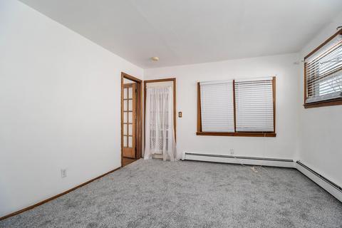 8291 Toepfer, Warren, MI 48089 photo 4