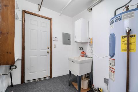8291 Toepfer, Warren, MI 48089 photo 9
