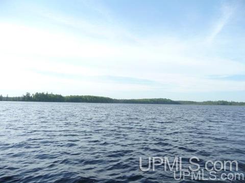 Tbd Cable Lake, Amasa, MI 49903