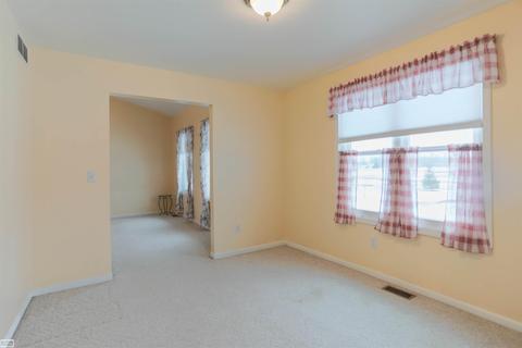 15033 Petz Rd, Capac, MI 48014 photo 12