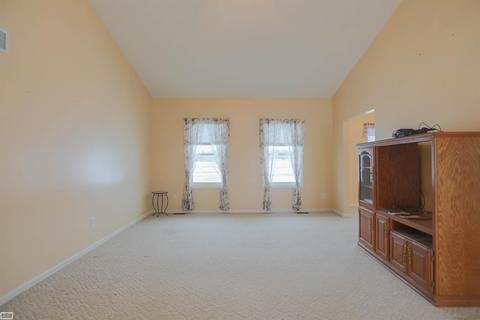 15033 Petz Rd, Capac, MI 48014 photo 7
