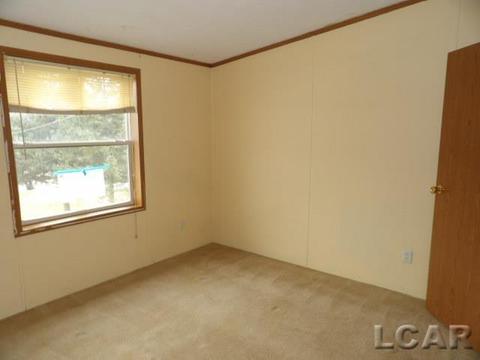 10131 Fairway Dr, Jerome, MI 49249 photo 4