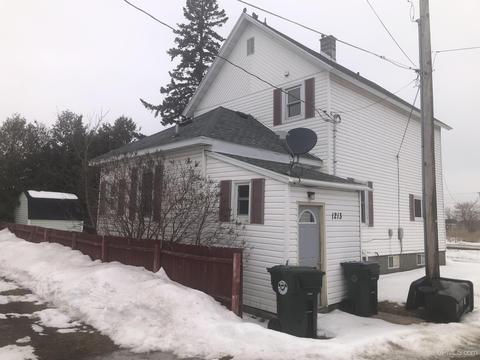 1213 3rd Ave N, Escanaba, MI 49829 photo 3