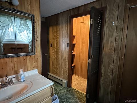 1065 N Westwood, Ishpeming, MI 49849 photo 12