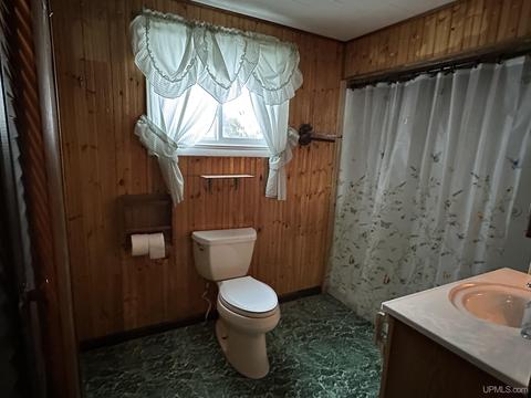 1065 N Westwood, Ishpeming, MI 49849 photo 11