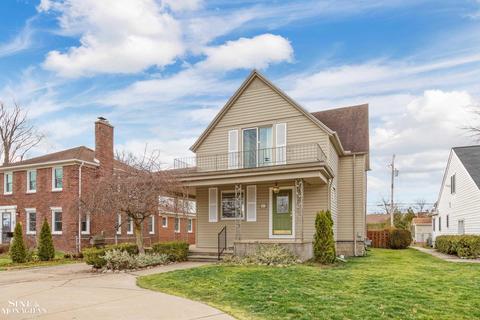 41 Vernier Rd, Grosse Pointe Shores, MI 48236