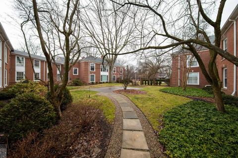 17111 E Jefferson Ave #33, Grosse Pointe, MI 48230 photo 2