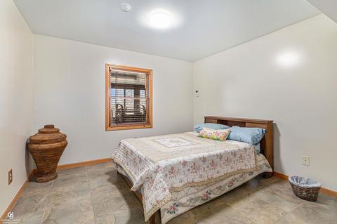 6967 Gibbons Rd, Jeddo, MI 48032 photo 32