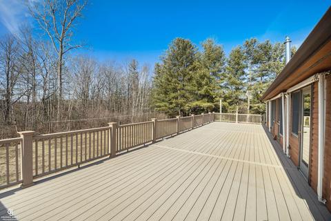 6967 Gibbons Rd, Jeddo, MI 48032 photo 27