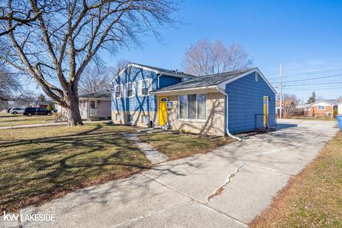 11065 Wilson Dr, Warren, MI 48089 photo 2