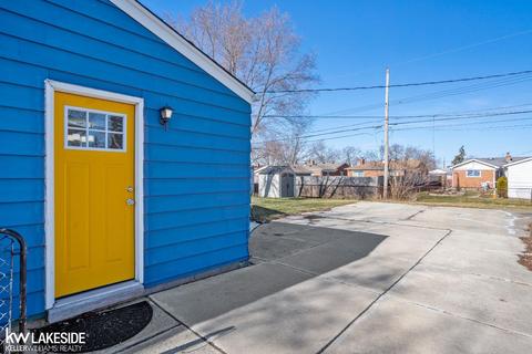 11065 Wilson Dr, Warren, MI 48089 photo 18