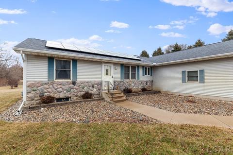 1142 Sutton, Adrian, MI 49221 photo 3