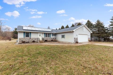1142 Sutton, Adrian, MI 49221 photo 4