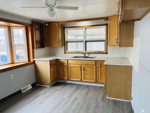 120 Kessler, Monroe, MI 48162 photo 4