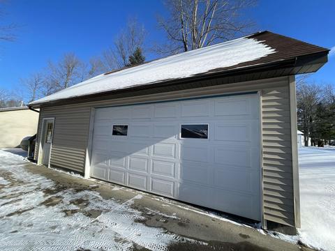 3784 Pinelands Pt, Gladwin, MI 48624 photo 31