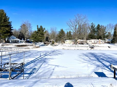 3784 Pinelands Pt, Gladwin, MI 48624 photo 5