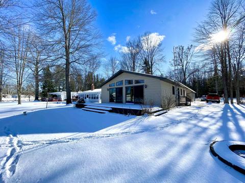 3784 Pinelands Pt, Gladwin, MI 48624 photo 6