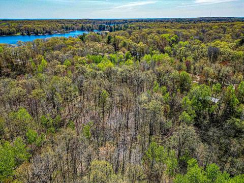 4286 Jay Woods, Harrison, MI 48625 photo 15