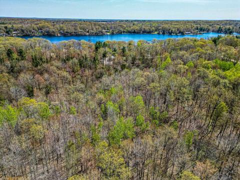 4286 Jay Woods, Harrison, MI 48625 photo 14