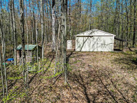 4286 Jay Woods, Harrison, MI 48625