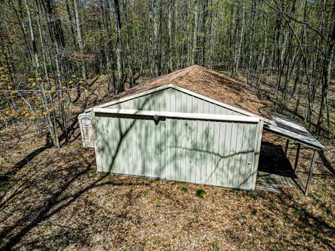 4286 Jay Woods, Harrison, MI 48625 photo 2