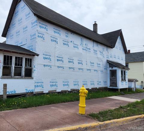 443 Sixth, Calumet, MI 49913
