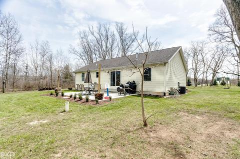 7638 Kitchen, Wales, MI 48027 photo 7