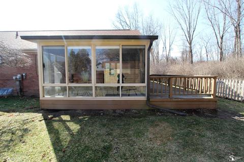1730 Hendricks, Monroe, MI 48162 photo 32