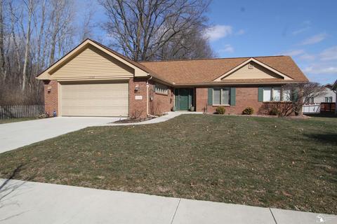 1730 Hendricks, Monroe, MI 48162 photo 1