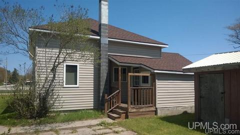 12477 E M28, Munising, MI 49884 photo 8