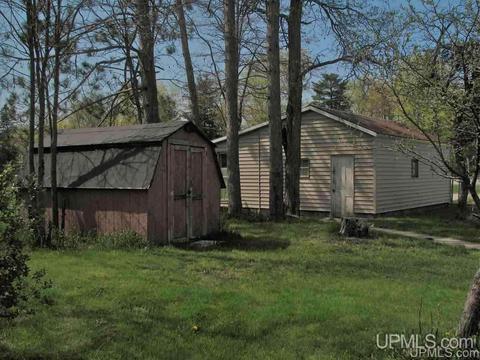 12477 E M28, Munising, MI 49884 photo 11