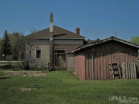 12477 E M28, Munising, MI 49884 photo 9