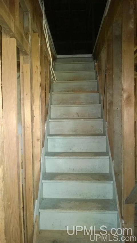 12477 E M28, Munising, MI 49884 photo 20
