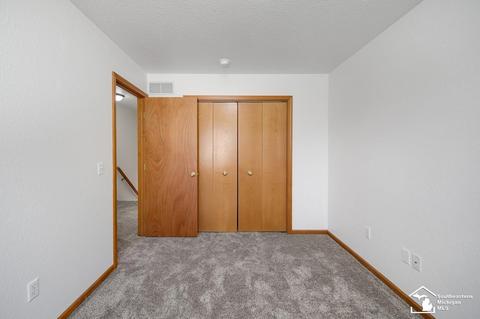 7224 Douglas Rd, Temperance, MI 48182 photo 26
