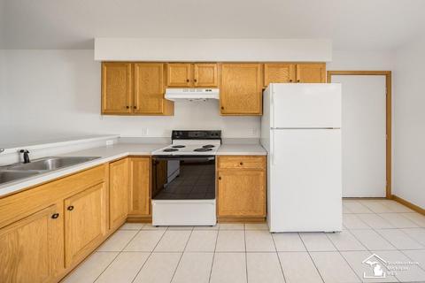 7224 Douglas Rd, Temperance, MI 48182 photo 10
