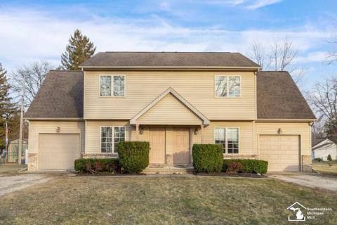 7224 Douglas Rd, Temperance, MI 48182 photo 1