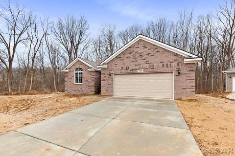 1100 Preservation Dr, Tecumseh, MI 49286