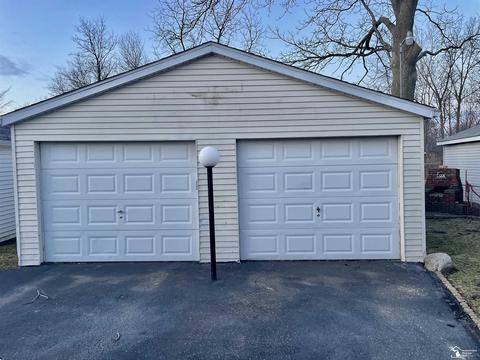 918 Walnut, Monroe, MI 48161 photo 4