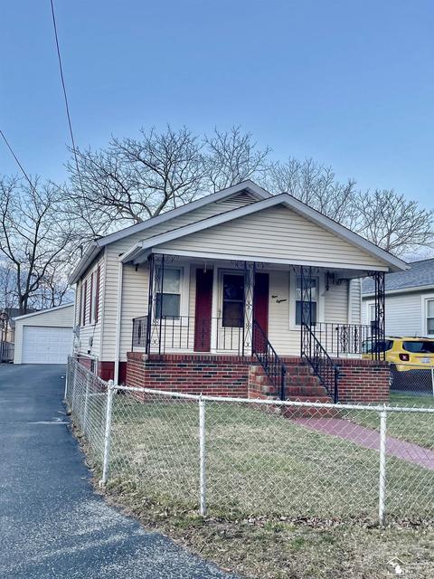 918 Walnut, Monroe, MI 48161 photo 1