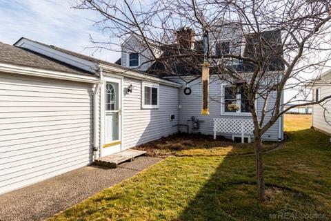 10437 St John, Algonac, MI 48001 photo 42