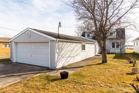 10437 St John, Algonac, MI 48001 photo 1