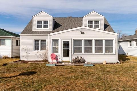 10437 St John, Algonac, MI 48001 photo 5