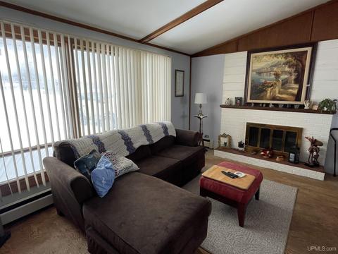 345 S Rose, Ishpeming, MI 49849 photo 7